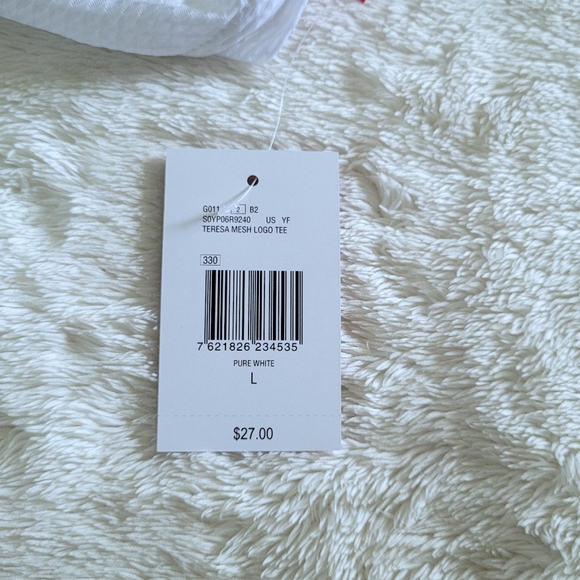 Guess❓Teresa Mesh Logo Tee👕 - NWT - Picture 14 of 14